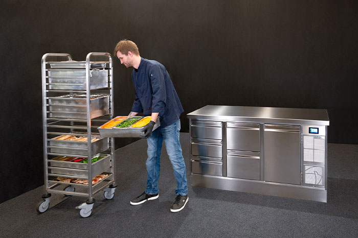 Bestückung von einem Hordenwagen